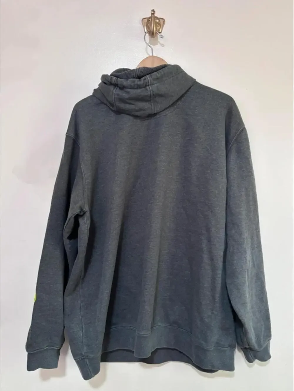Carhartt Men’s Grey Pullover Hoodie size XL - Picture 2 of 5